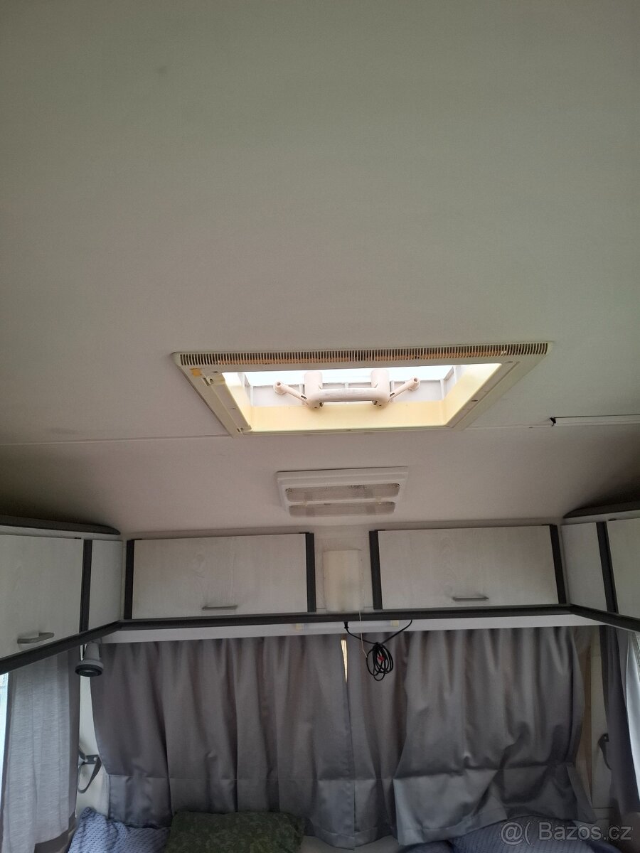 Obytny prives Chateau r.v.2006 - 19