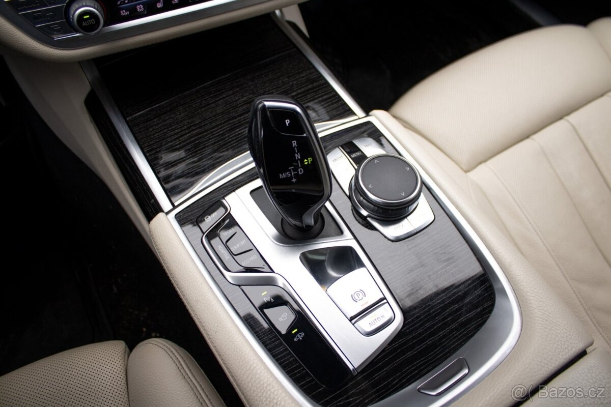 BMW Rad 7 730d xDrive A/T 2018 - 19