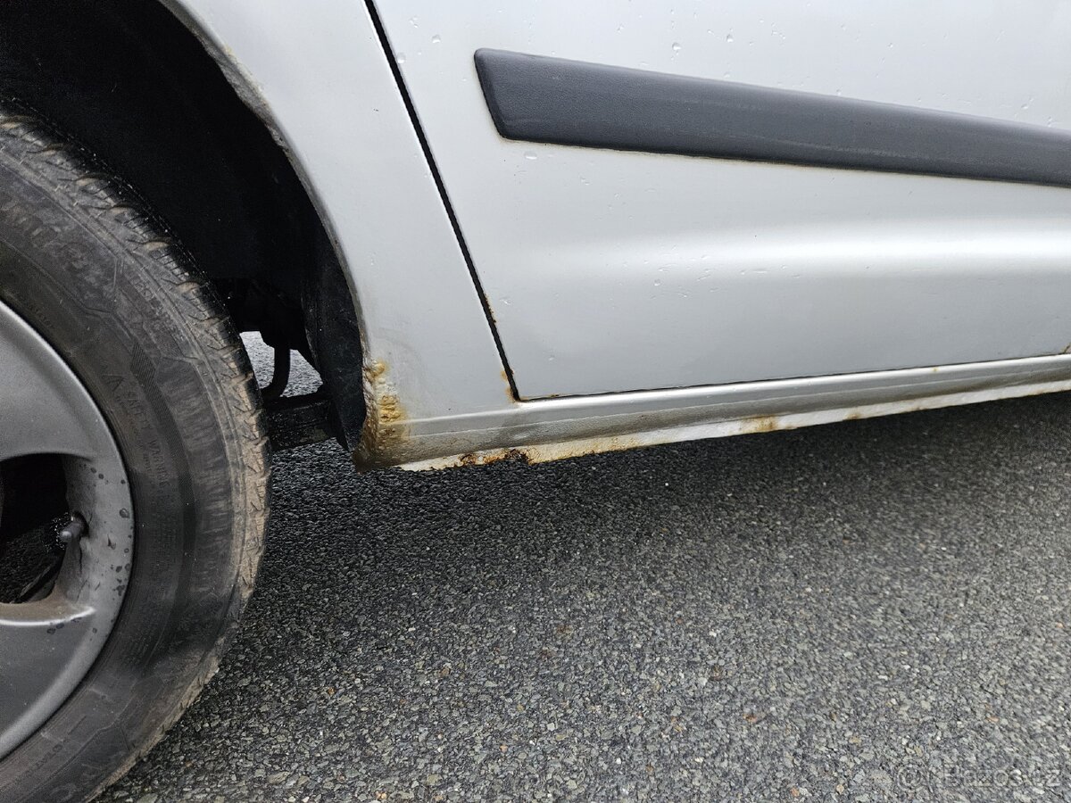 FORD GALAXY 1.9TDI 85KW, 7 MÍST, NOVÁ STK - 19