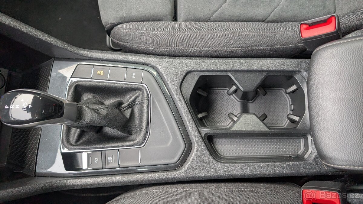 Volkswagen TIGUAN 2.0tdi 110kw automat DSG - 19