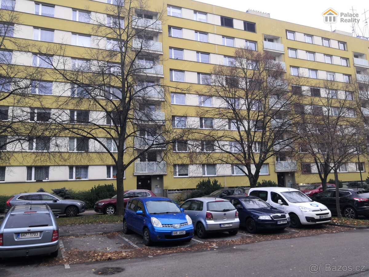 Pronájem moderního bytu 3+1 s lodžií v Jičíně - 19