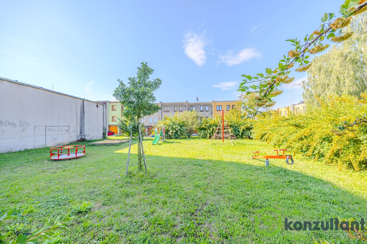 Prodej bytu 3+1: Hýlová, Ostrava-Výškovice, ev.č. 00849 - 19