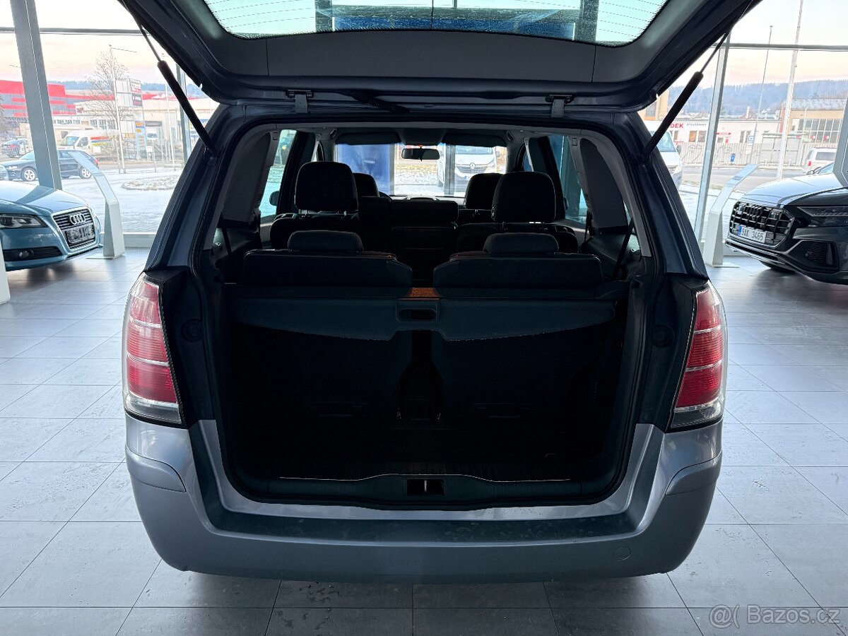Opel Zafira 1.6 77kW,SERVISKA,7.MÍST - 19