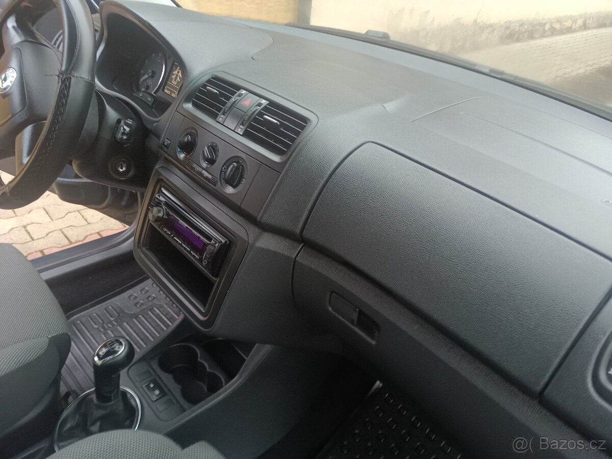 Prodám škoda fabia combi Scout 1.2 tsi - 19