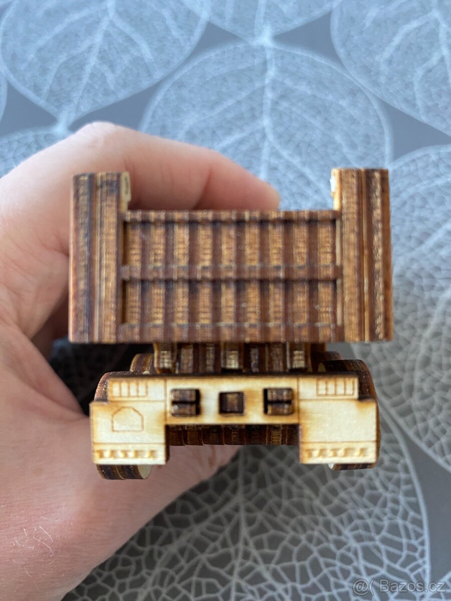 Nové dřevěné modely Tatra 815-7 UDS, Tatra 815 S3 - 19