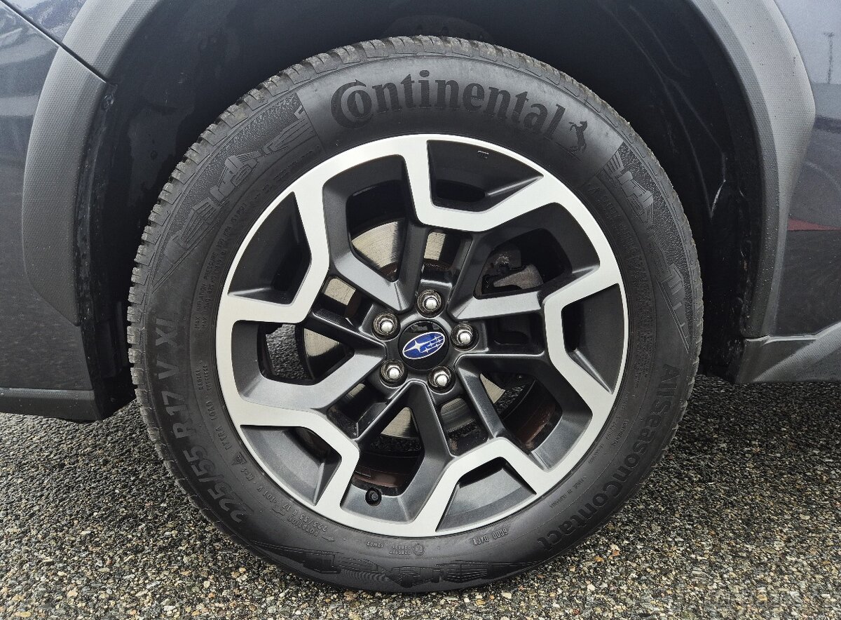 SUBARU XV 2.0i FACELIFT-AUTOMAT -LIMIT. EDICE 82 TIS.KM TOP - 19