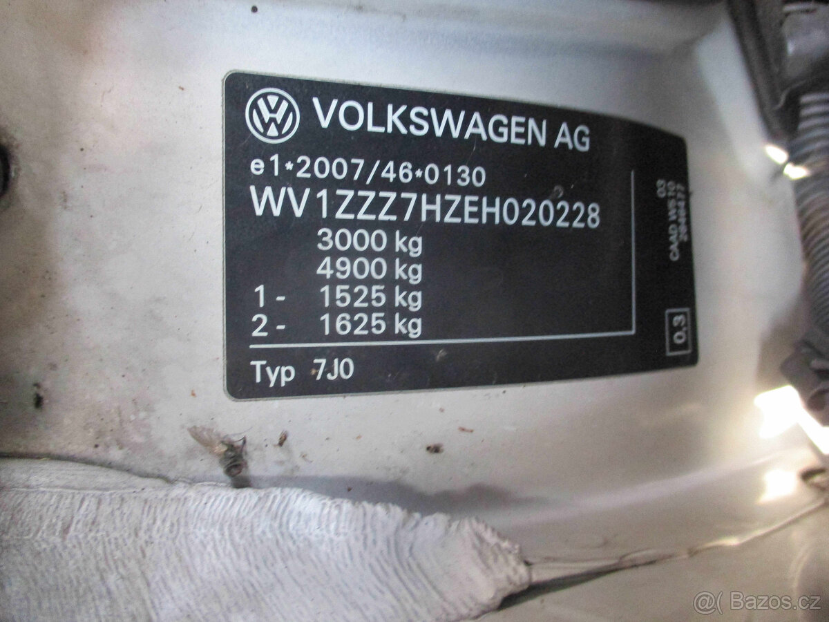 VW TRANSPORTER 2,0TDI 84kw LONG 5míst Tažné 2013 DPH - 19