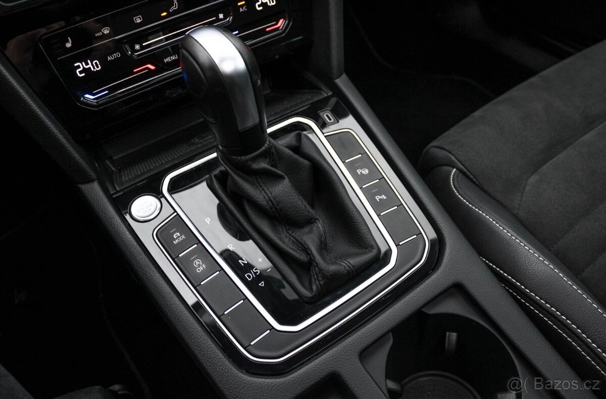 Volkswagen Passat Variant 2.0 TDI EVO Elegance DSG - 19