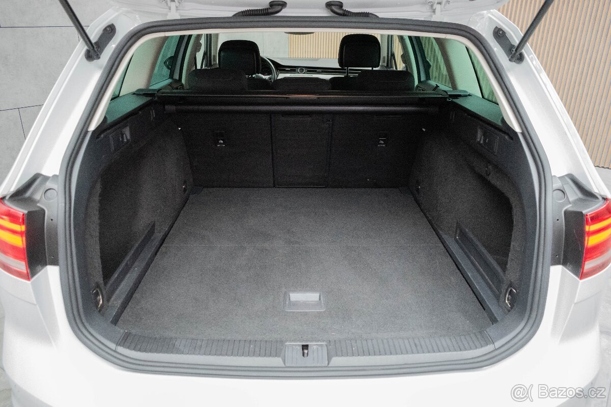 Volkswagen Passat, 2.0 TDI COMFORTLINE 2xKOLA ČR - 19