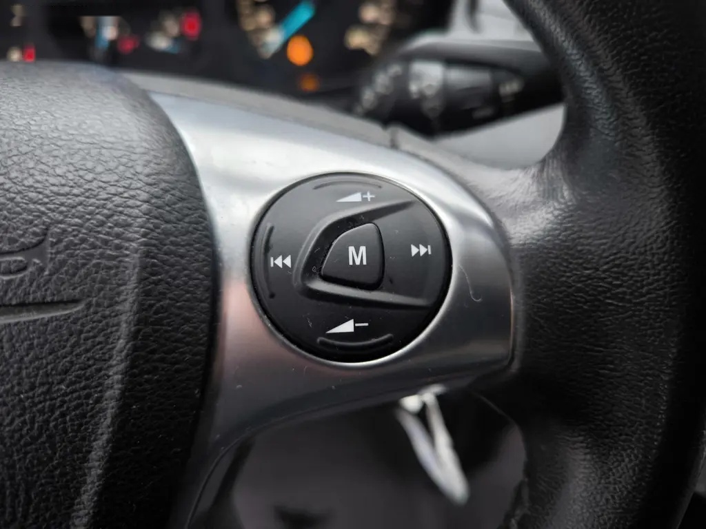 Ford Transit Custom, 2.0 TDCi L2H1 9 míst - 19