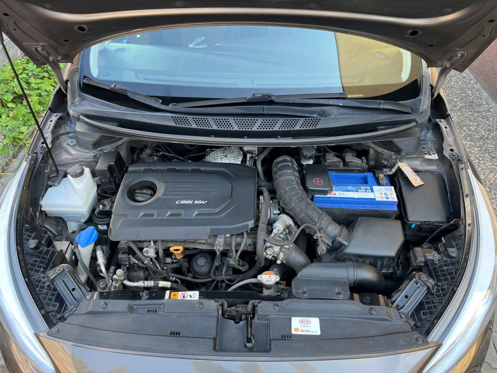 Kia Ceed SW 1.6 CRDi automat - 19