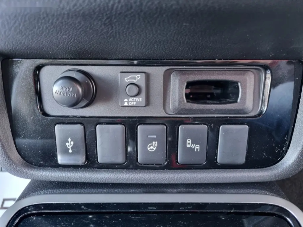 Mitsubishi Outlander, 2.0 MIVEC - 19