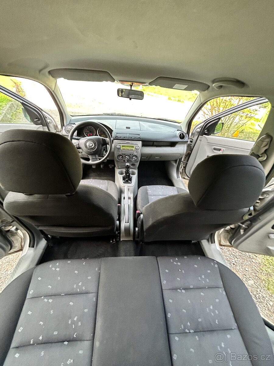Mazda 2 – 1.2 benzín, 55 kW, 2004 - 19