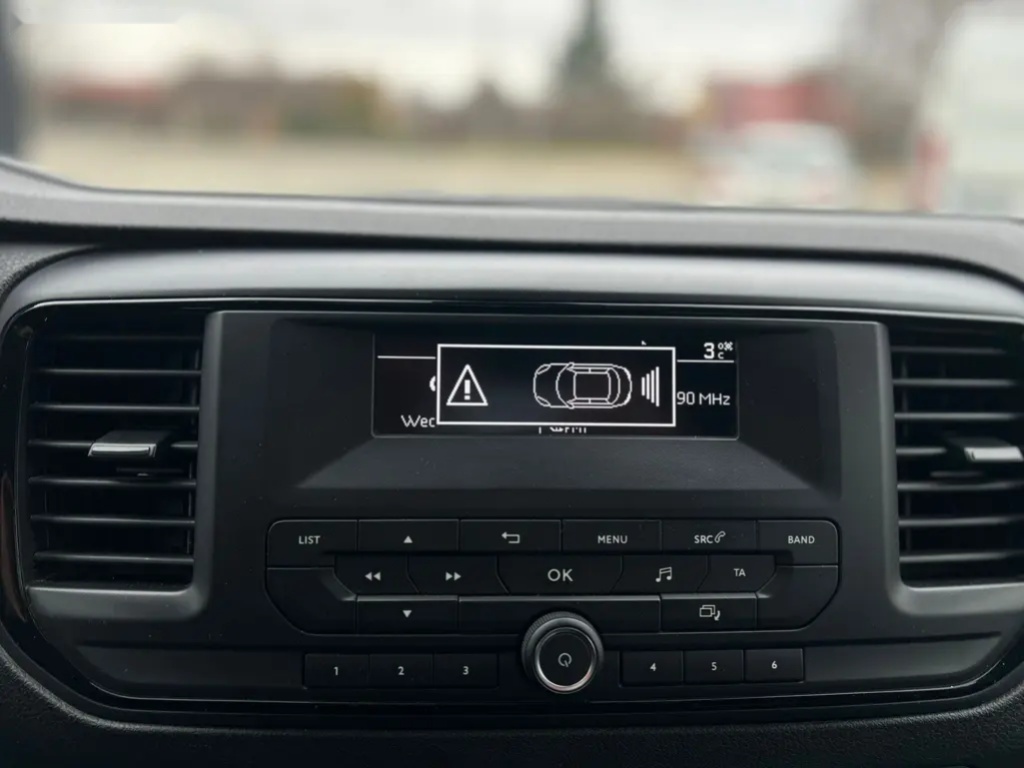 Citroën Jumpy, L2+ 2.0BHDi 150 MAN6"TAŽNÉ - 19