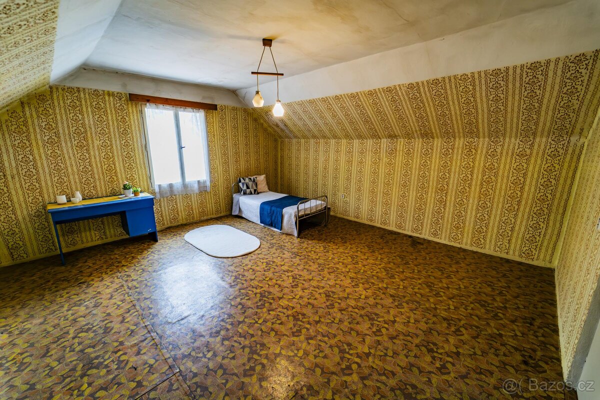 Sovínky, prodej rodinného domu 110 m2 se třemi garážemi - 19