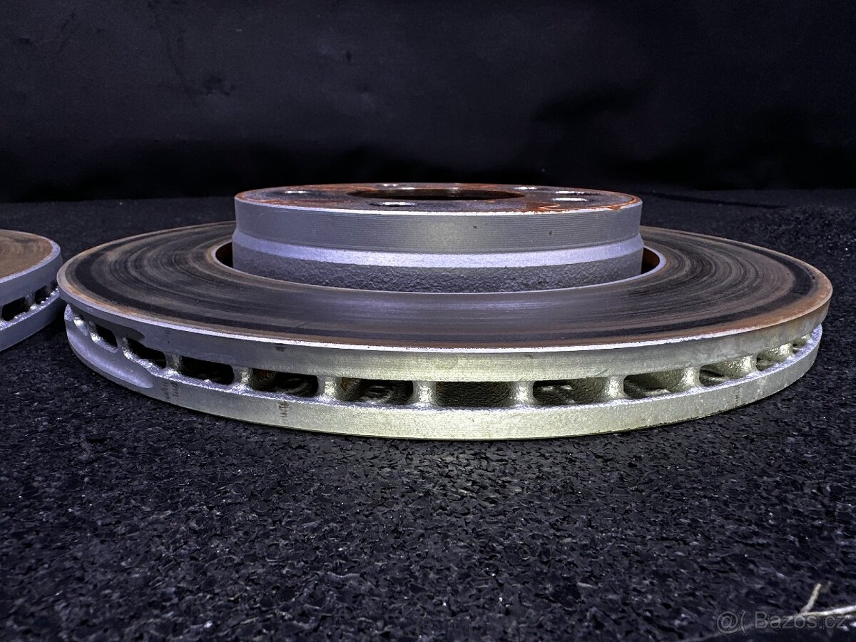 VW Transporter T6 T6.1 Brzdy komplet Kotouce Desticky - 19