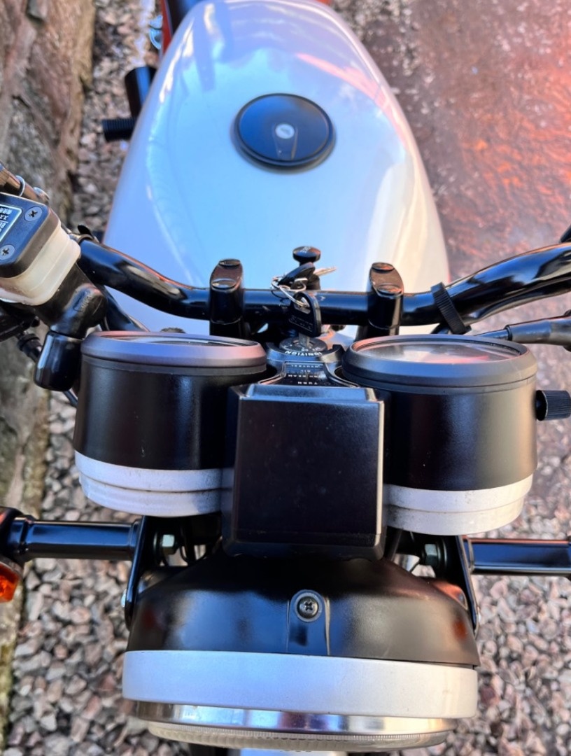 Suzuki Katana 650G - 19