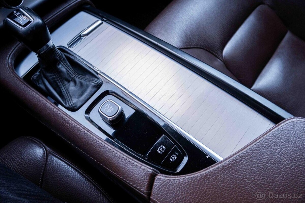 Volvo XC90 XC 90 D4 - 19