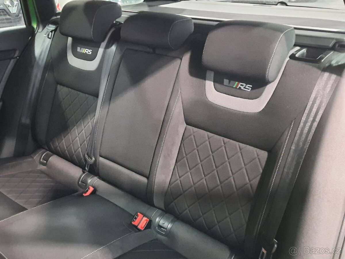 Škoda Octavia Combi 2.0 TDI RS - 19