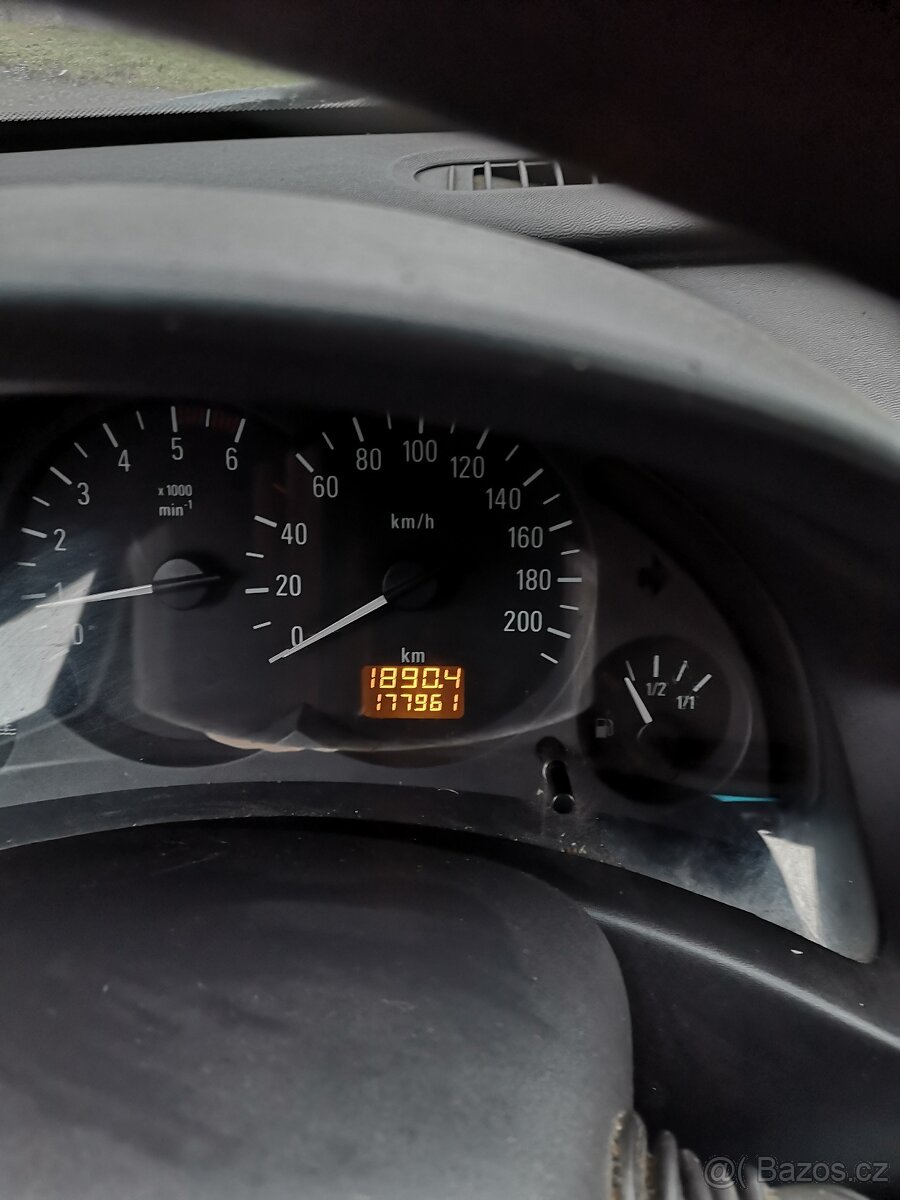 OPEL COMBO 2010 DIESEL 1.3i 55KW TAŽNÉ ZAŘÍZENÍ - 19