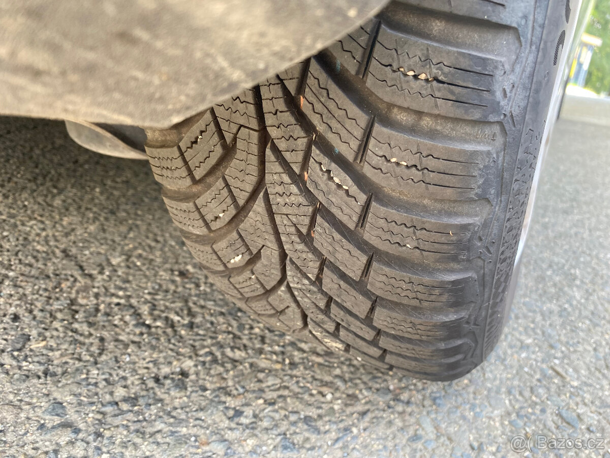 Ford Grand C-MAX 1.5 TDCi Plus-7 míst - ODP. DPH - 19