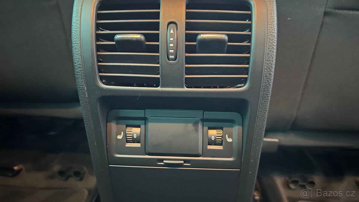 Volkswagen Passat CC 2.0TDI 135 kw DSG ACC ČR 10900TKM TOP - 19