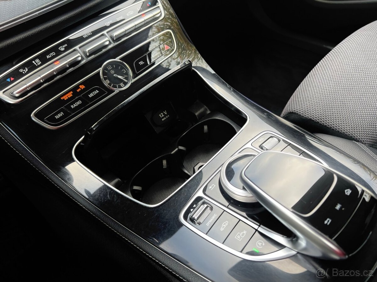 Mercedes-Benz E220d 4MATIC All-Terrain – 360-DPH-ČR - 19