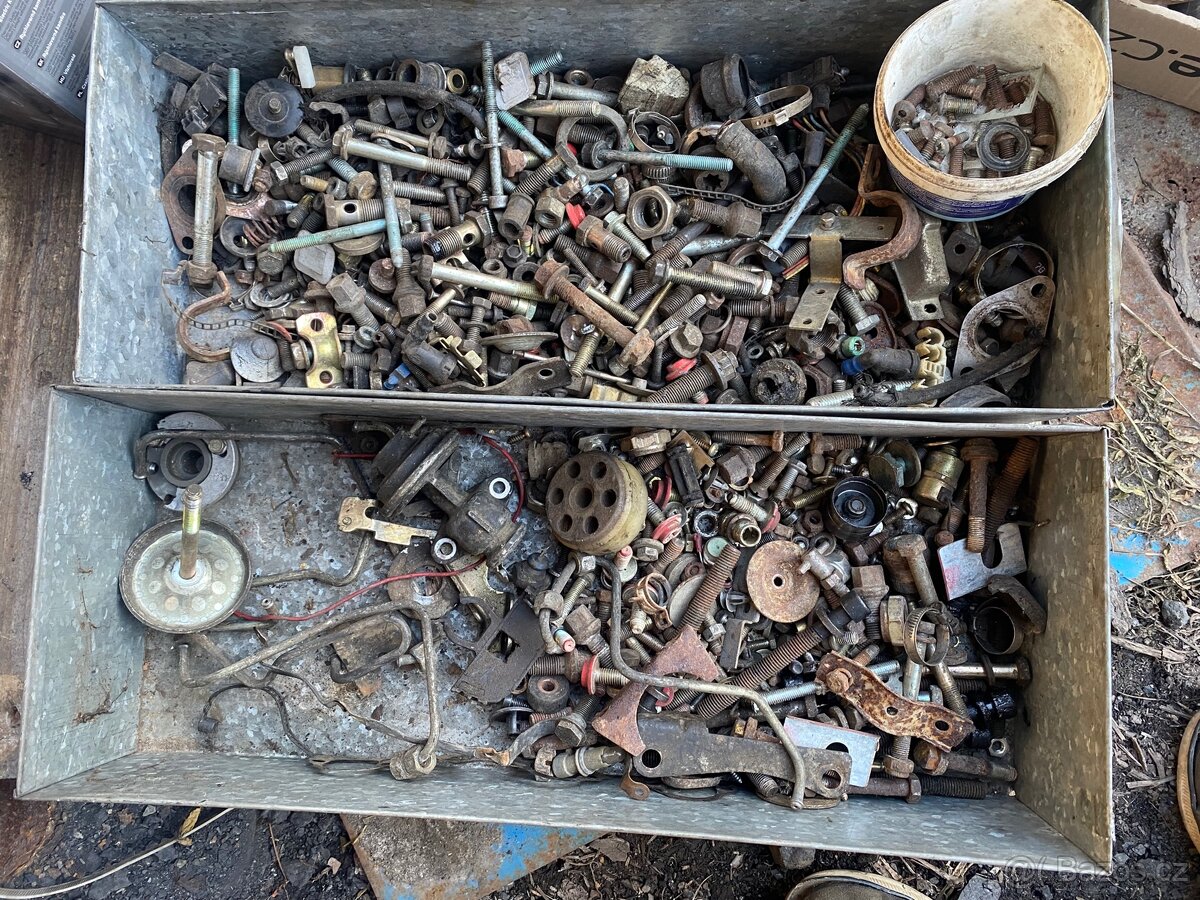 Škoda Felicia díly - 19