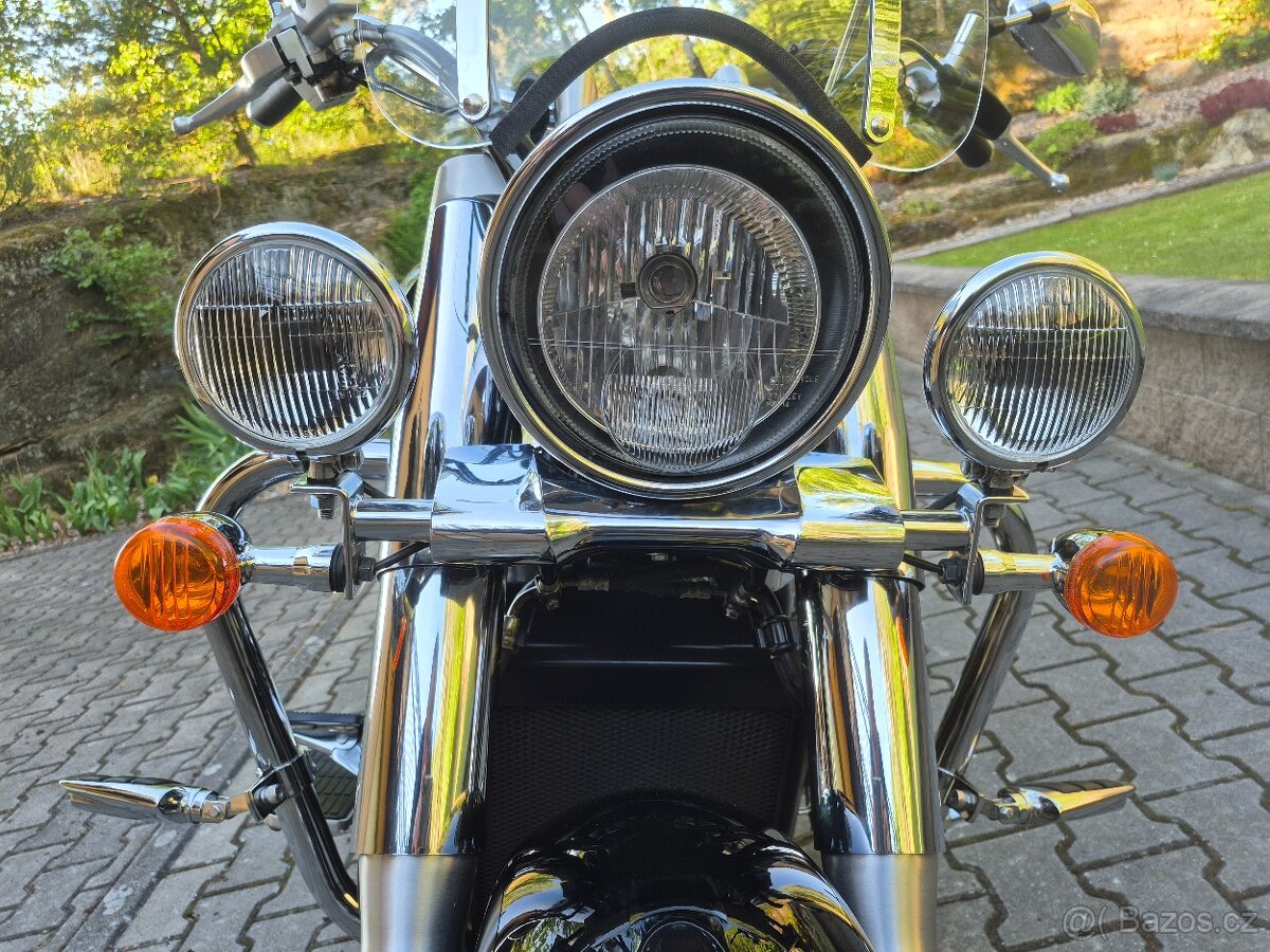 Suzuki Intruder C 1800 R - TOP STAV + VÝBAVA 229.000,- Kč - 19