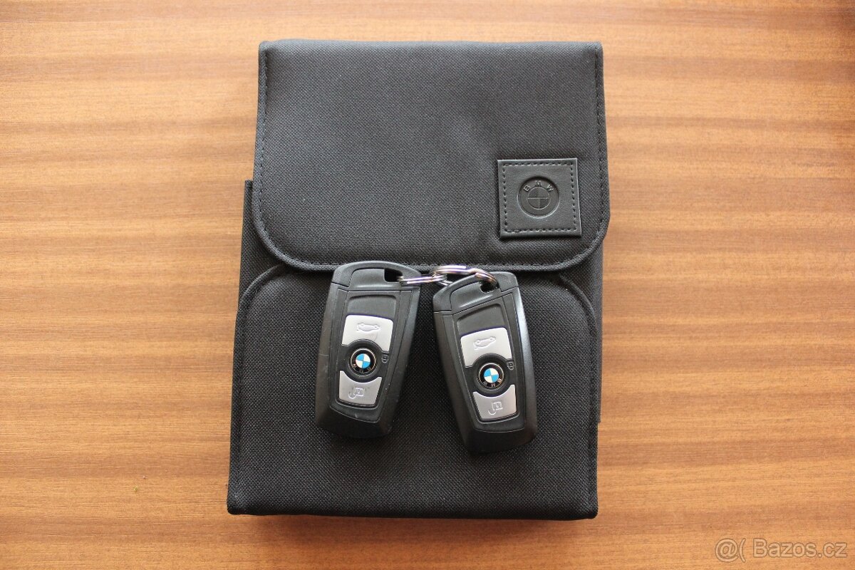 BMW 318D, FULL LED, NAVI, MANUÁL - 19