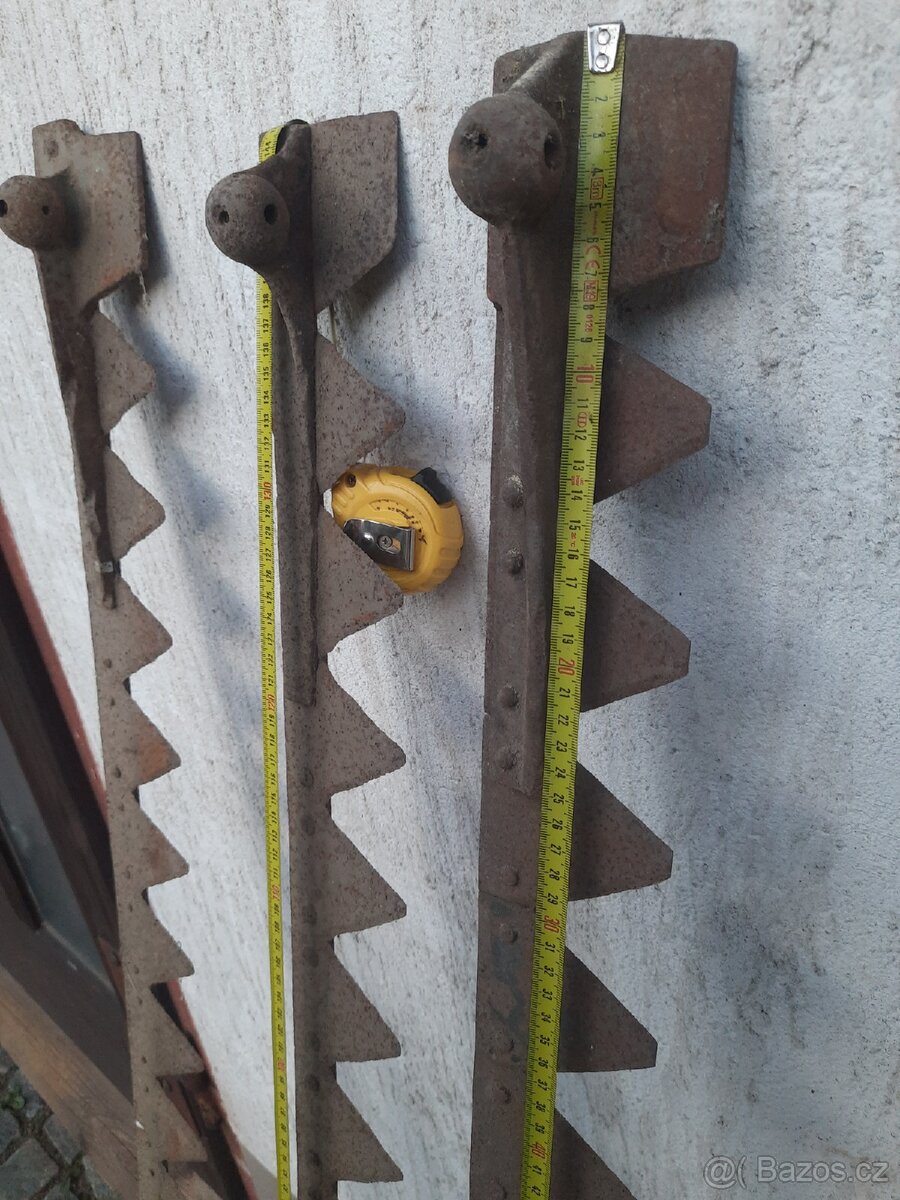 Prodám křovinořezy na díly za 1000kč - 19