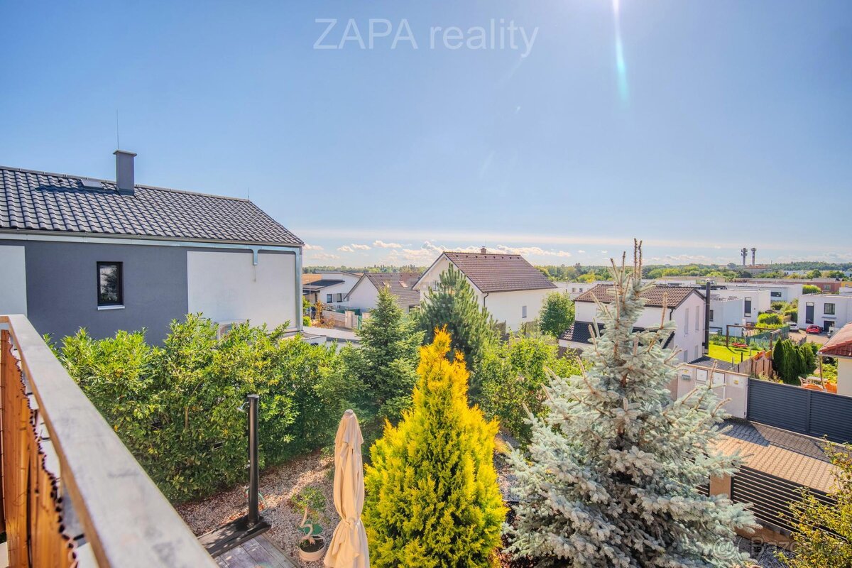 Prodej samostatného RD 5+kk+garáž celkem 218 m2 pozemek 620 - 19