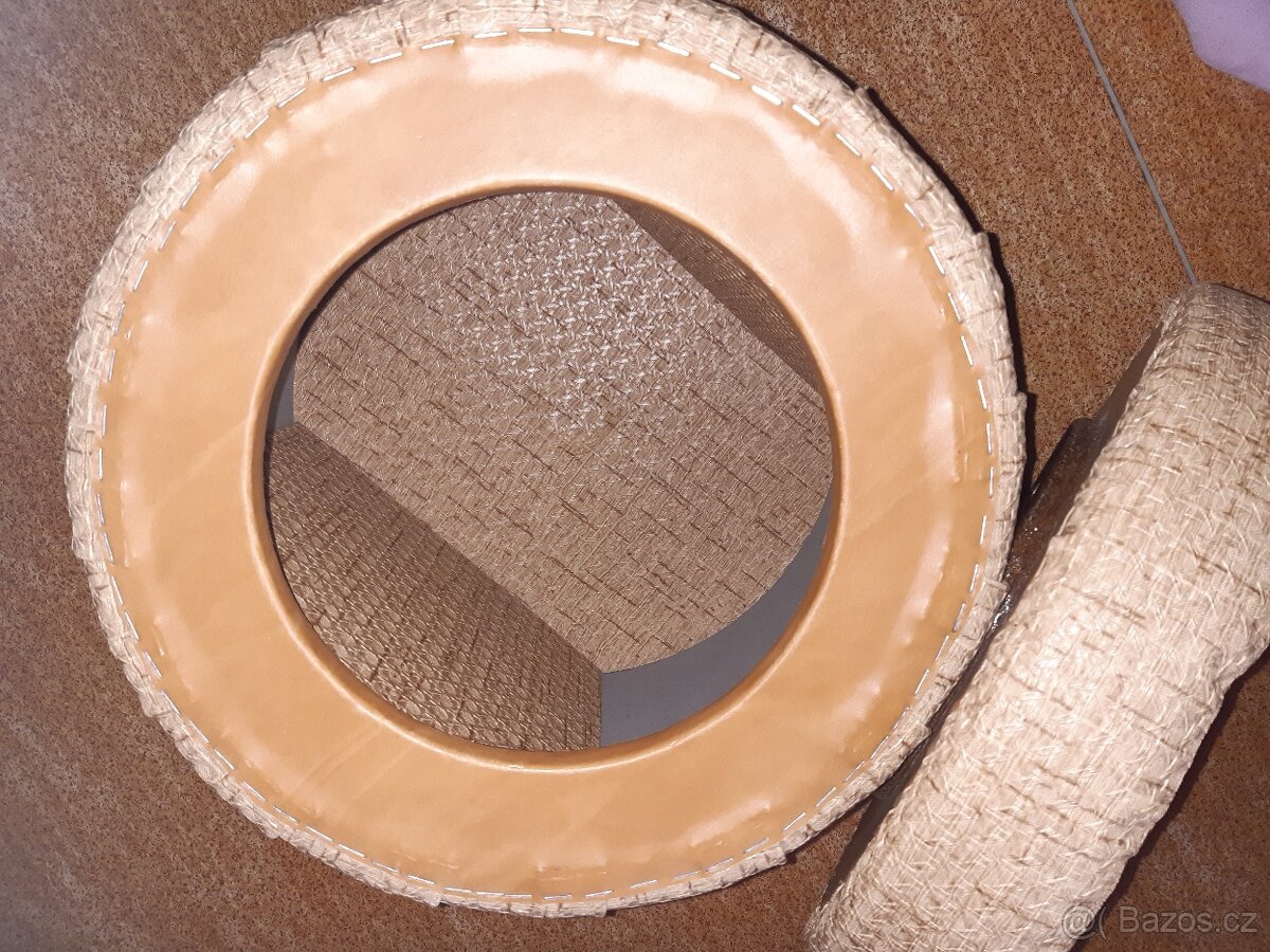 Taburety s úložným prostorem - 19