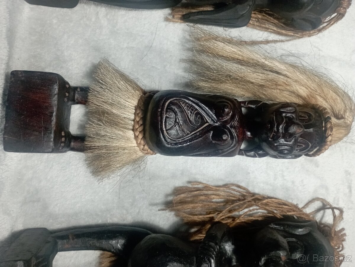 Dřevěné sošky 3x - 19