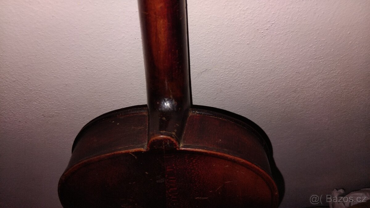 Starožitné housle celé 4/4 Tři kusy. - 19