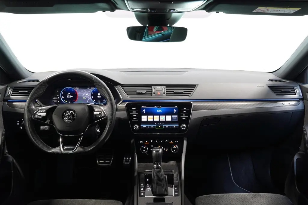 Škoda Superb, 2.0TDI 147KW,SPORTLINE,DSG,4X4 - 19