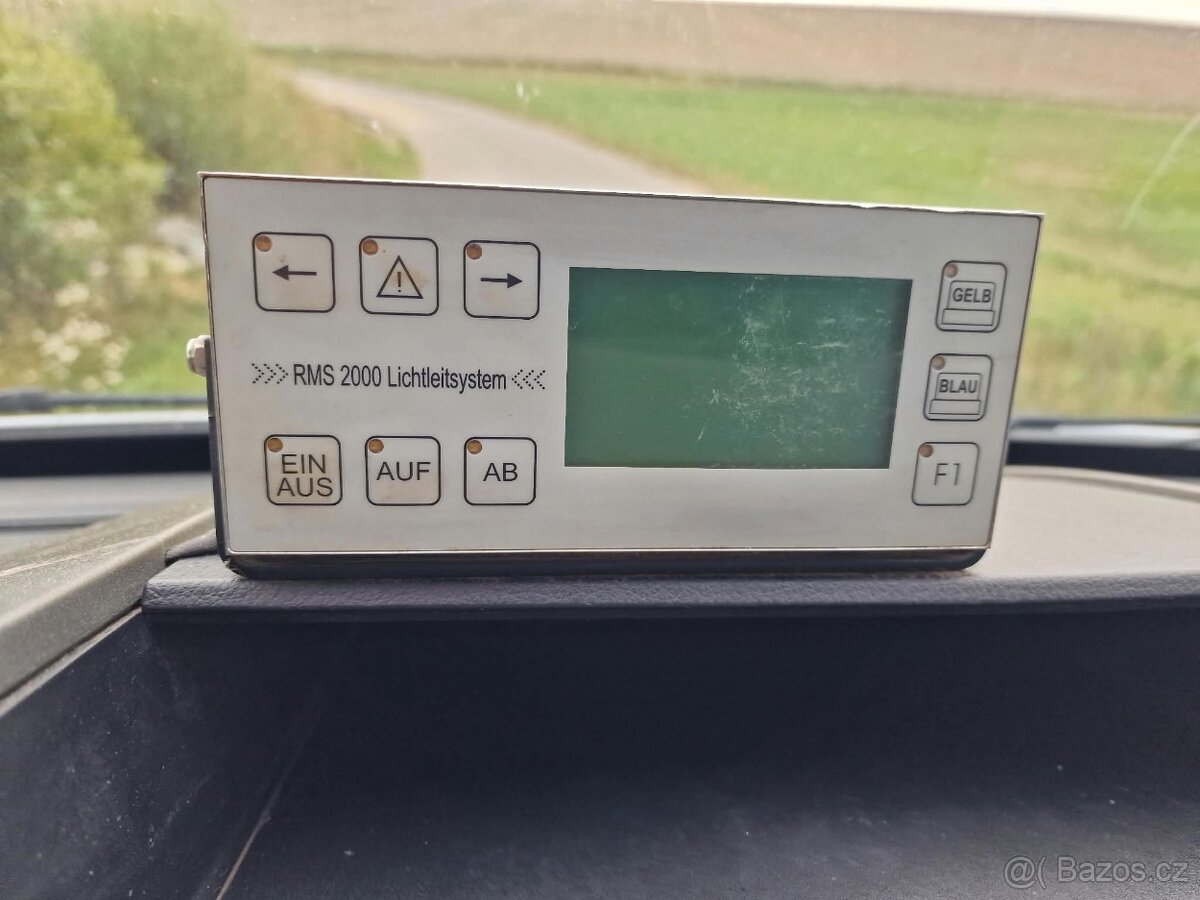 Mervedes Sprinter 7 míst Valník 159 tis km - 19