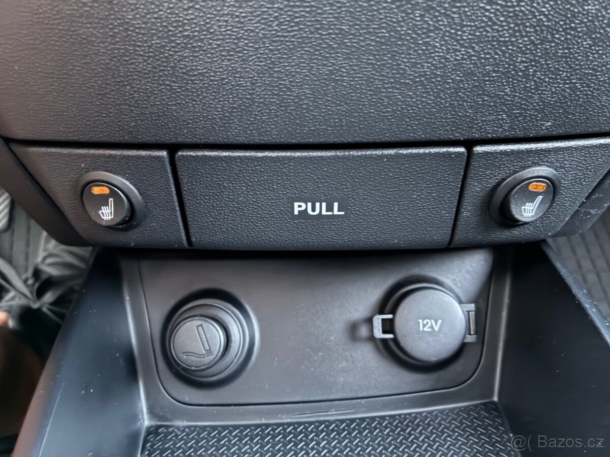 Hyundai i30, 1,6CRDi 85kW 2.maj. STK 09/2027 - 19