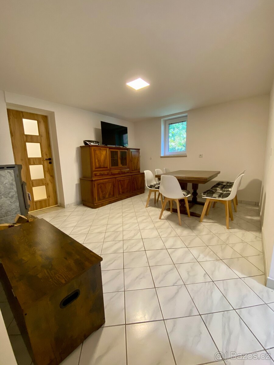 Stavebni pozemek 302 m2 s chatou u reky Svitavy - 19