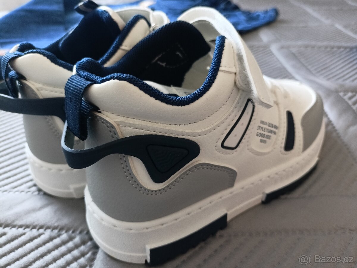 Nové džíny 128/134+nové tenisky, vel.33 - 19