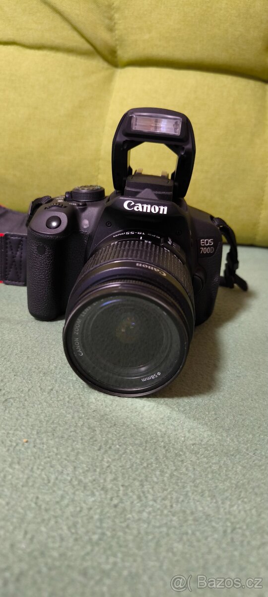 Digitální fotoaparát Canon EOS 700D - 19