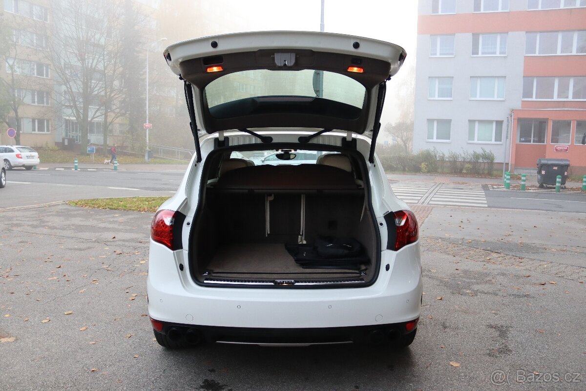 PORSCHE CAYENNE S 4.8 V8 4X4 294kW - 19