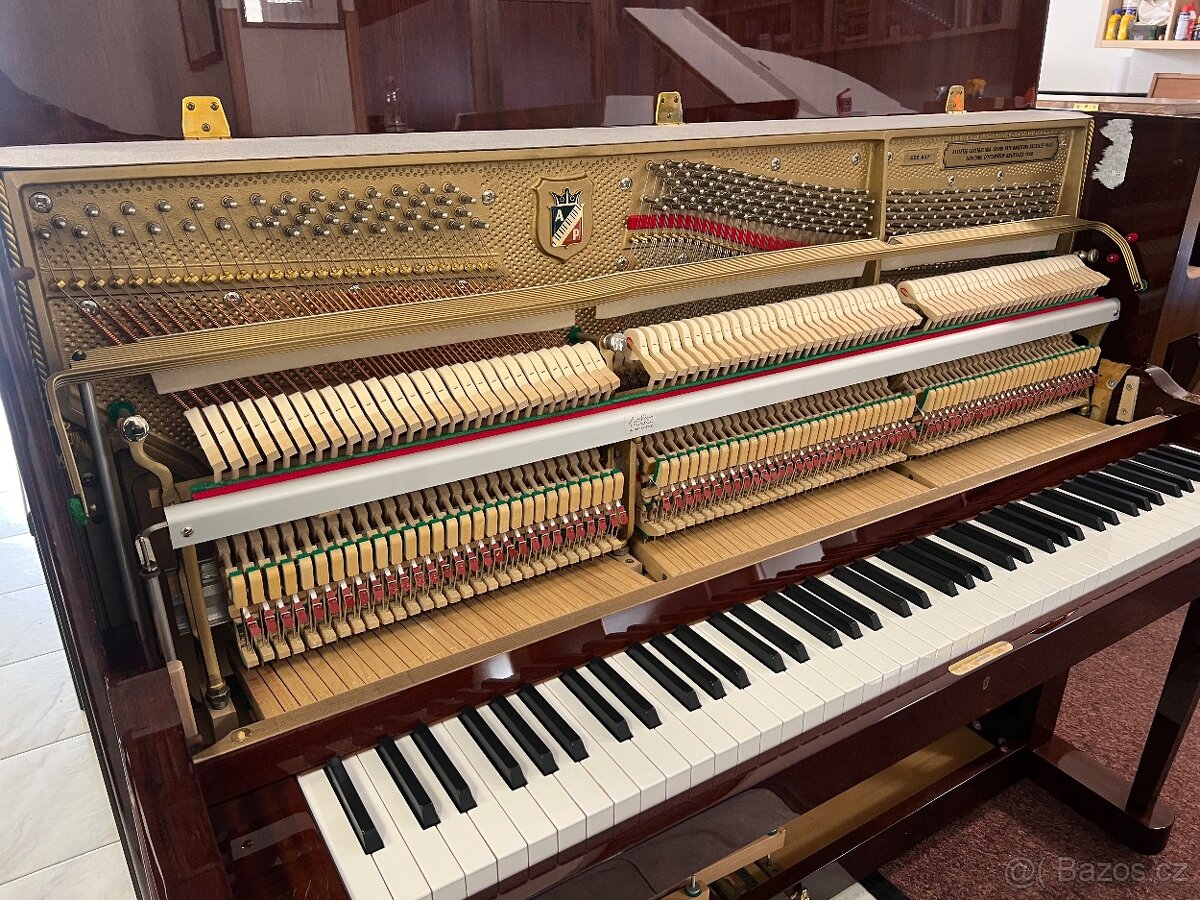 Petrof 118 se zárukou 5 let, včetně židle, doprava zdarma - 19