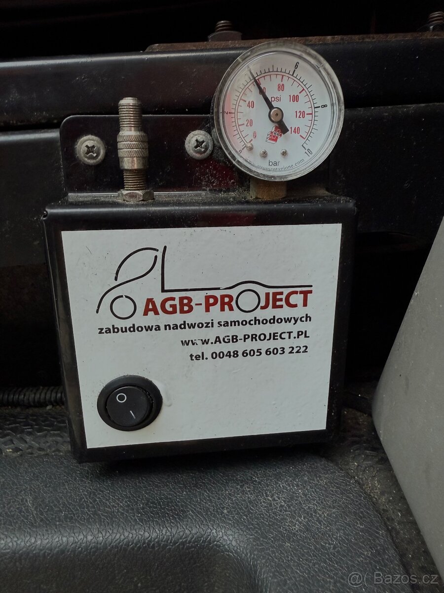 Renault Master 2.3 107kw Odtahovy špeciál nová STK/EK - 19