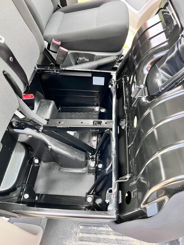 VW Transporter T6 2.0TDI 75kw Climatic 48tis.km 1maj.CZ - 19