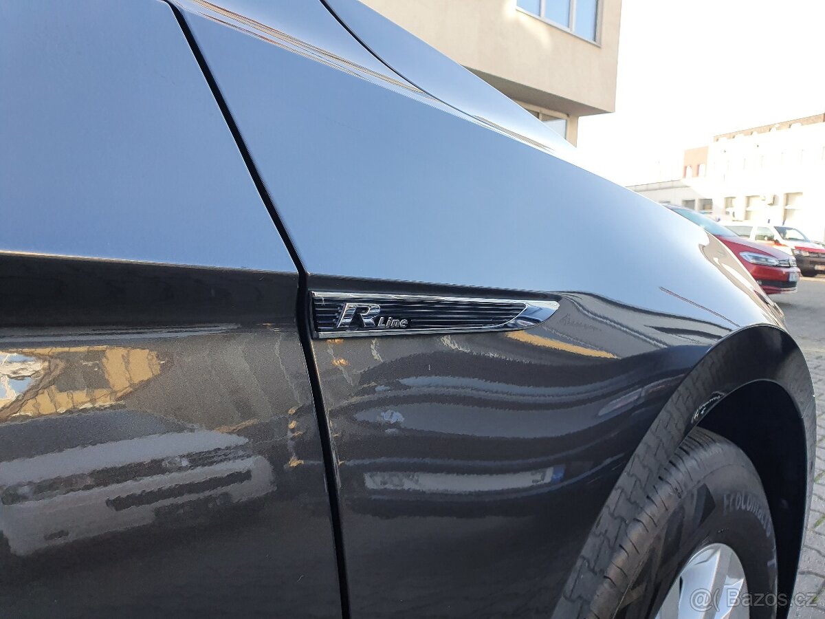 VW Passat B8 Variant 1.5TSI 110kW R-Line - záruka Autodraft - 19