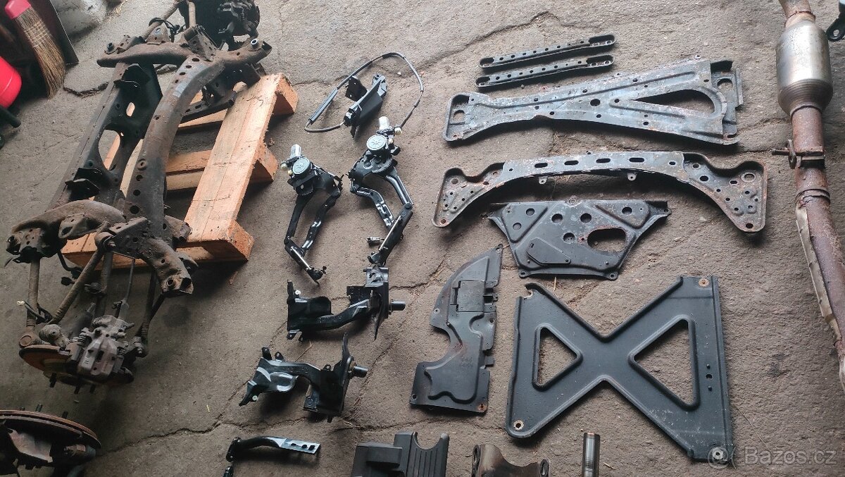 DÍLY Mazda MX-5 NC PRHT, 2.0 160PS, samosvor - 19