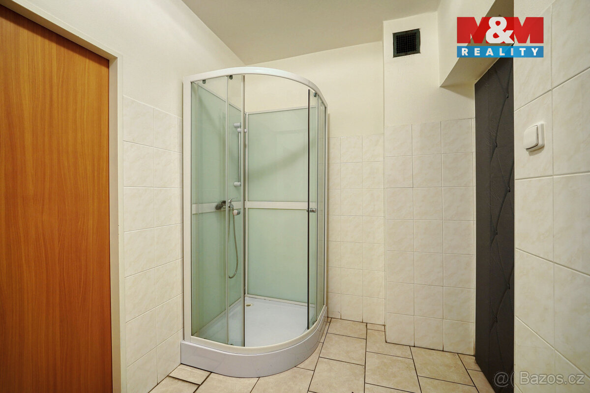 Pronájem kancelářského prostoru, 1096 m², Rokycany - 19