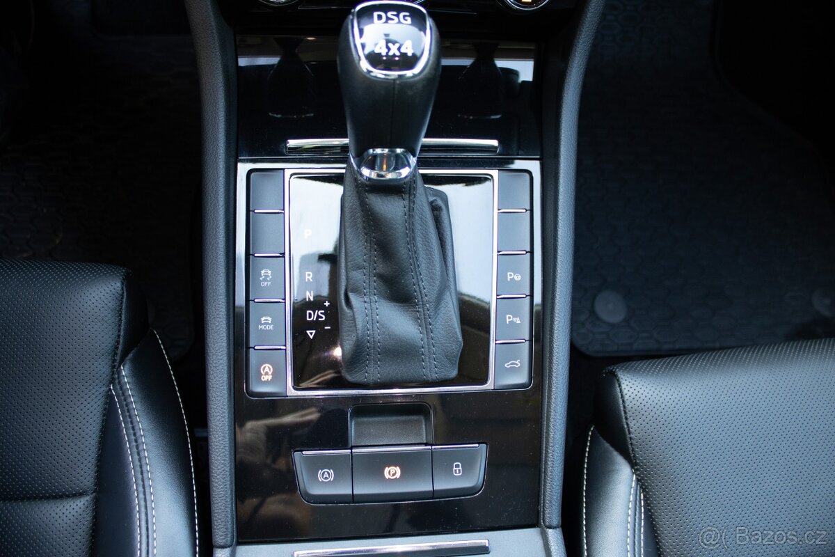 Škoda Superb Combi 2.0 TDI 190k 4x4 L&K DSG 140kW - 19