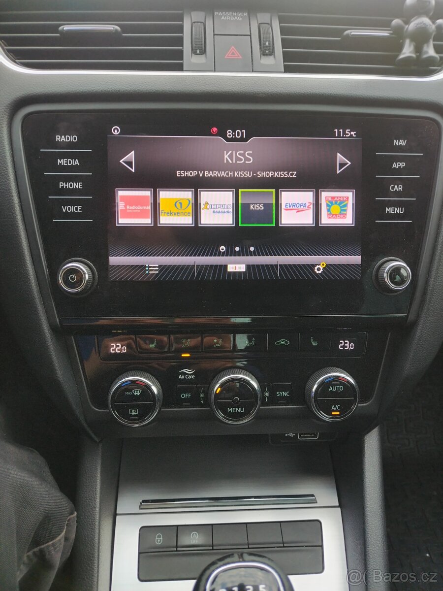 Škoda Octavia III 2019 koupeno ČR BENZÍN - 19